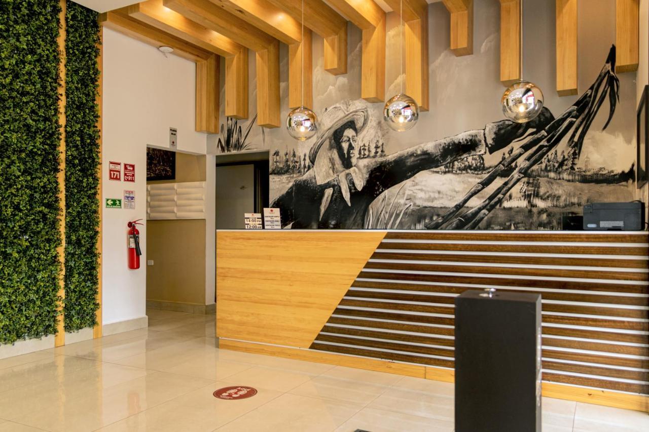 Zafra'S Hotel La Troncal Zewnętrze zdjęcie